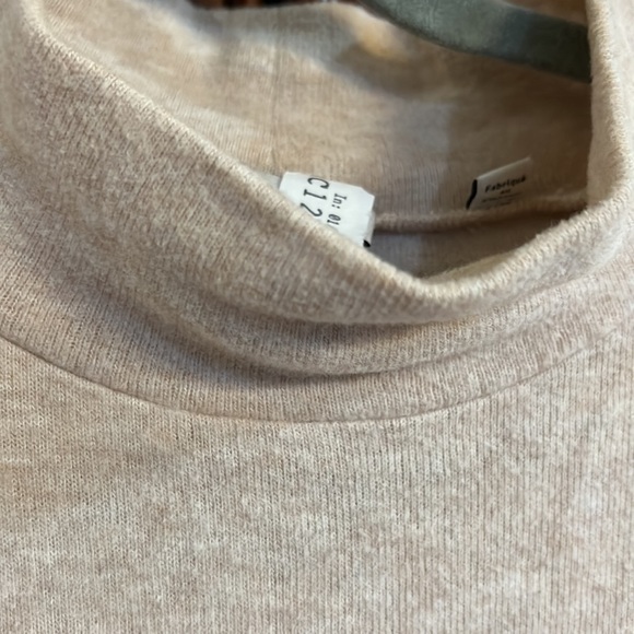 Vince Long Sleeve Turtleneck Dress in Marzipan size XL - Picture 10 of 11